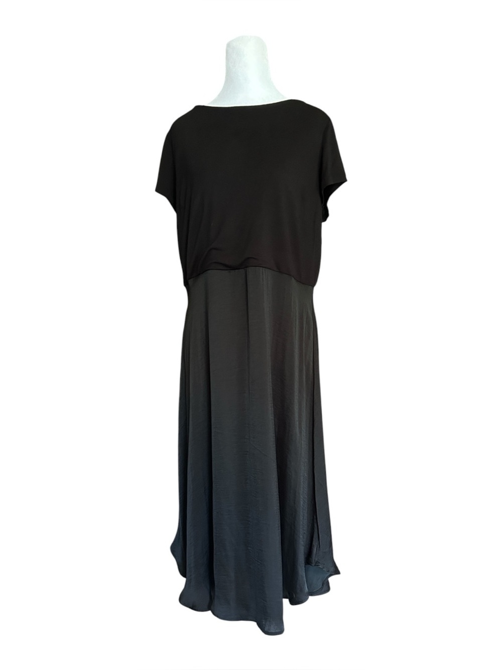 NWT‎ LOFT Ann Taylor Womens 14 Black Satin Fit Flare Midi Dress Short Sleeve